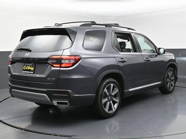 used 2024 Honda Pilot car, priced at $38,999