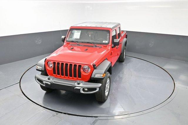 used 2023 Jeep Gladiator car, priced at $24,999