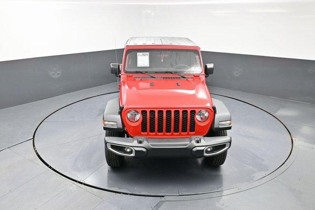 used 2023 Jeep Gladiator car, priced at $24,999