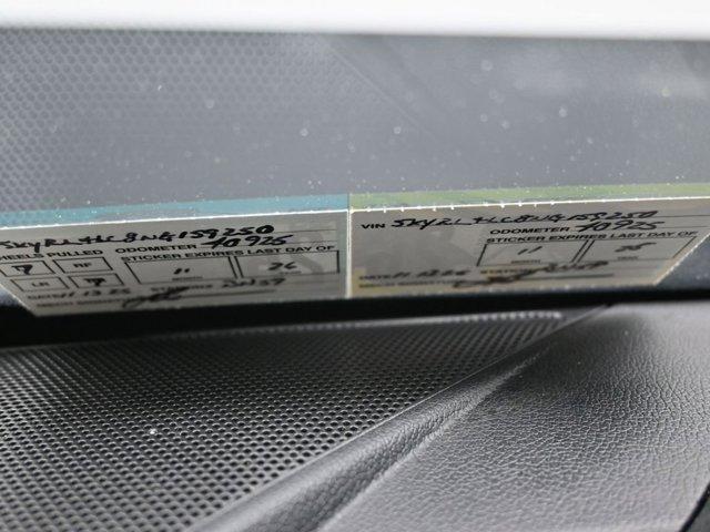 used 2022 Kia Sorento car, priced at $18,999