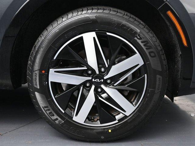 used 2022 Kia Sorento car, priced at $18,999