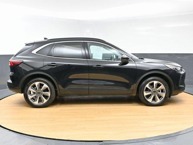 used 2025 Ford Escape car, priced at $25,499
