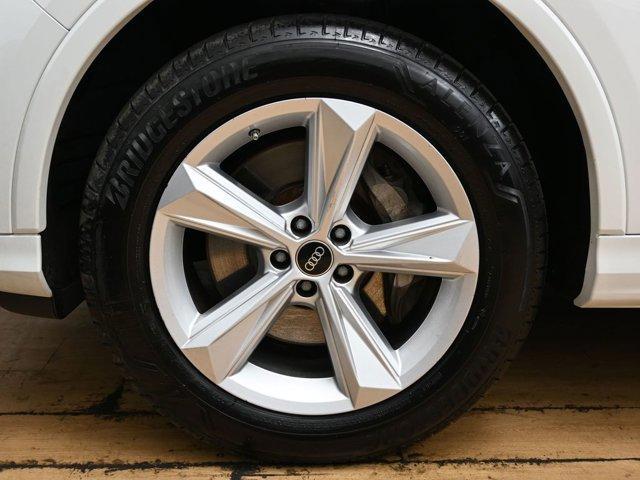 used 2023 Audi Q7 car, priced at $28,999