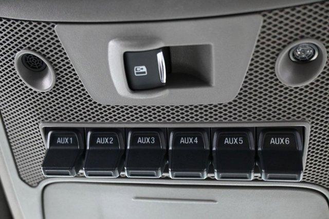 2021 White Ford F-250