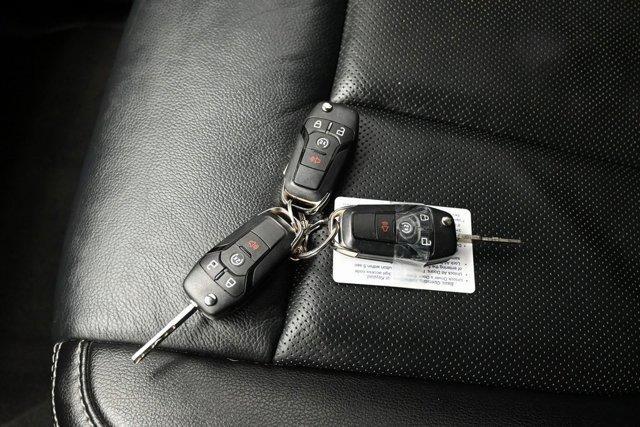 2021 White Ford F-250