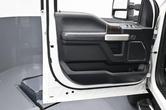 2021 White Ford F-250