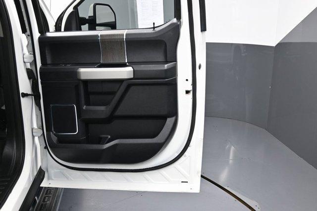 2021 White Ford F-250