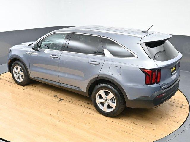 used 2023 Kia Sorento car, priced at $21,999