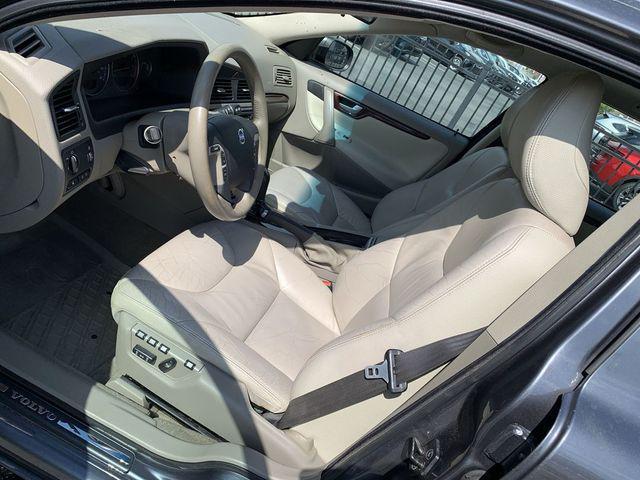 used 2007 Volvo V70 car, priced at $4,950