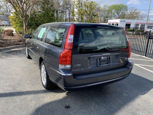 used 2007 Volvo V70 car, priced at $4,950