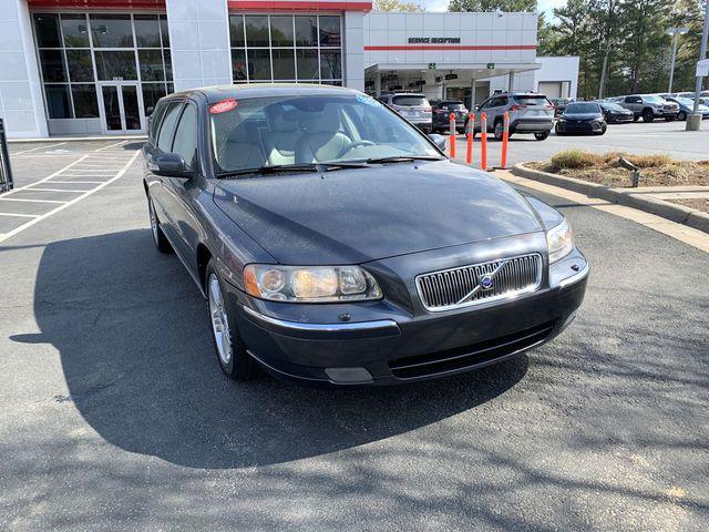 used 2007 Volvo V70 car, priced at $4,950