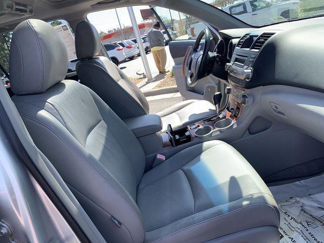 used 2009 Toyota Highlander car, priced at $7,241