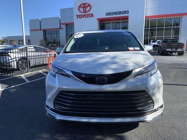 used 2023 Toyota Sienna car, priced at $43,000