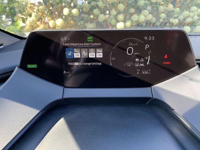 new 2025 Toyota Prius Plug-In Hybrid car, priced at $45,426