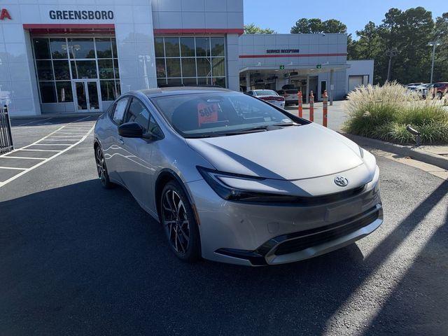 new 2025 Toyota Prius Plug-In Hybrid car, priced at $45,426