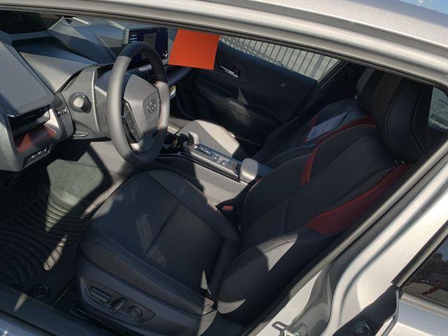 new 2025 Toyota Prius Plug-In Hybrid car, priced at $45,426