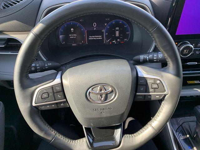 used 2023 Toyota Highlander car, priced at $40,030