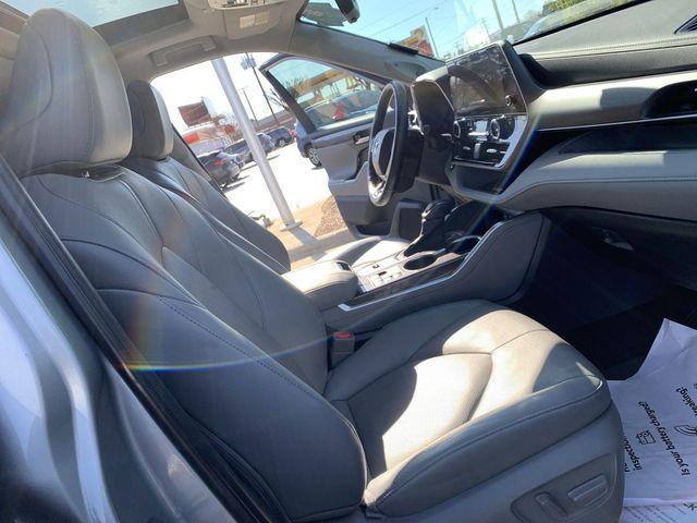 used 2023 Toyota Highlander car, priced at $40,030