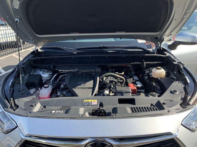 used 2023 Toyota Highlander car, priced at $40,030