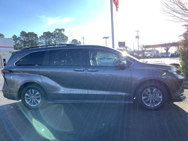 used 2021 Toyota Sienna car, priced at $31,597