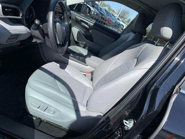 used 2023 Toyota Highlander car, priced at $36,698