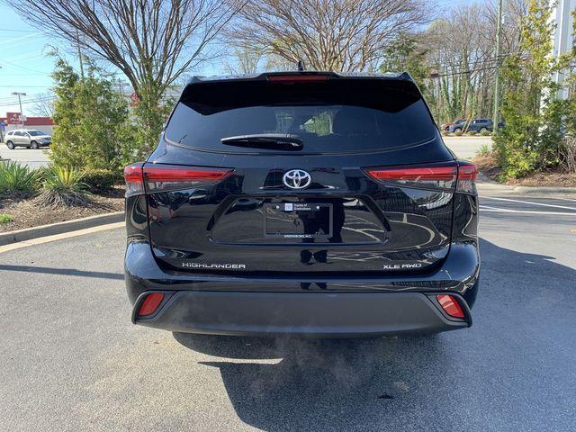 used 2023 Toyota Highlander car, priced at $36,698
