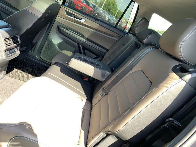 used 2025 Volkswagen Atlas car, priced at $38,797