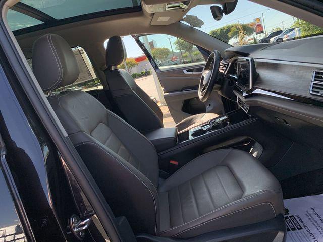 used 2025 Volkswagen Atlas car, priced at $38,797
