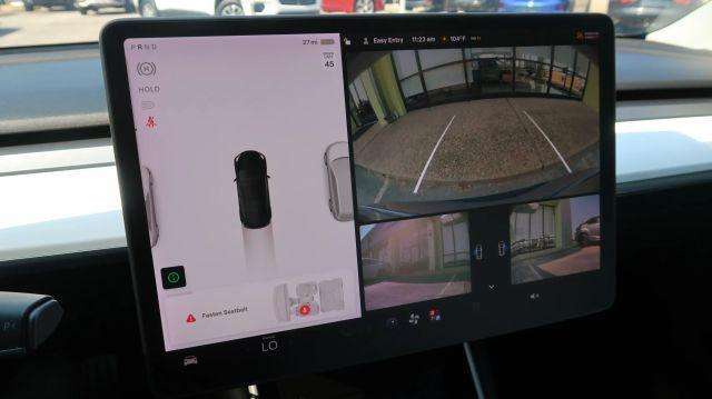 Tesla Model 3 view 34
