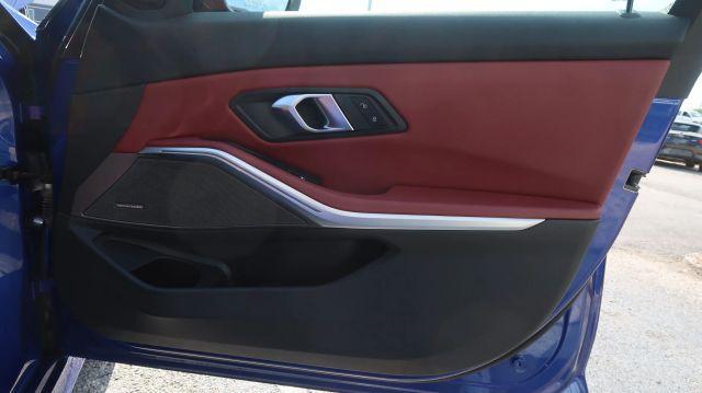 BMW 3 Series view 49