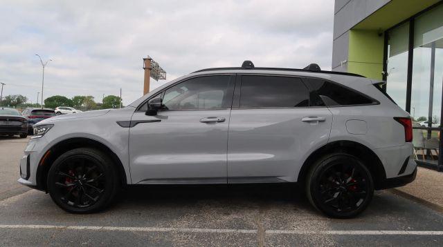 used 2022 Kia Sorento car, priced at $22,950