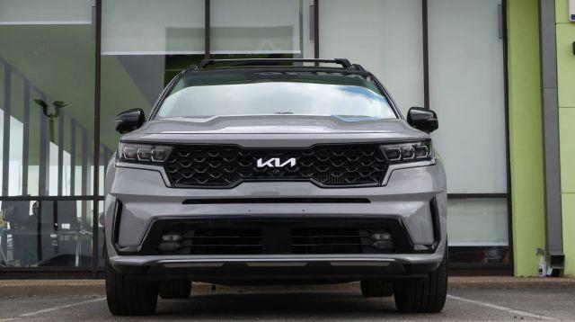 used 2022 Kia Sorento car, priced at $22,950