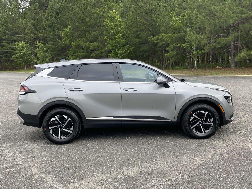 new 2025 Kia Sportage Hybrid car, priced at $27,106