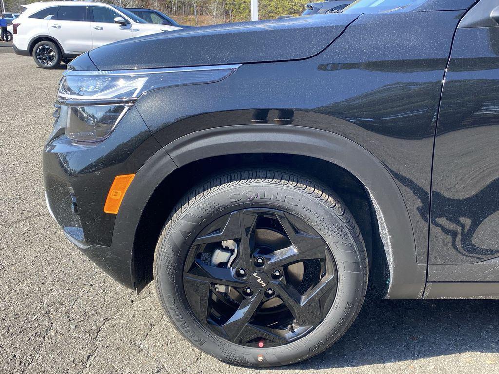 new 2026 Kia Seltos car, priced at $28,574