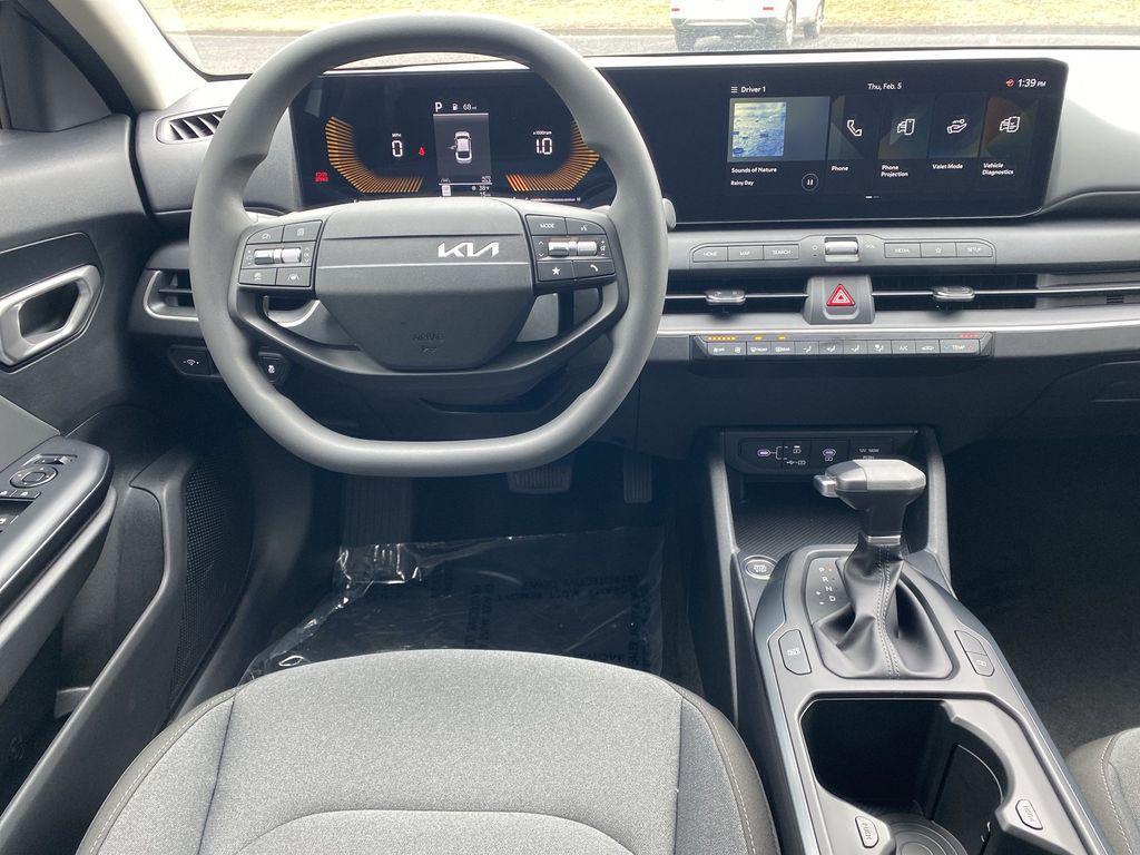 new 2025 Kia K4 car, priced at $21,470