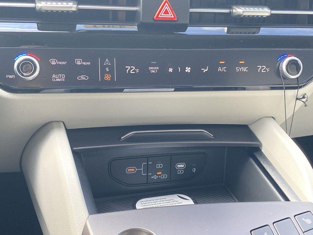 new 2026 Kia Sportage Hybrid car, priced at $33,030