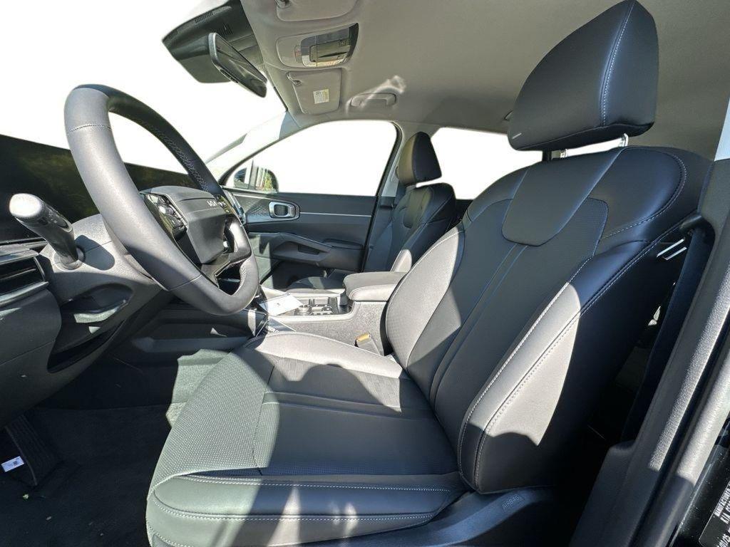 new 2026 Kia Sorento car, priced at $35,068