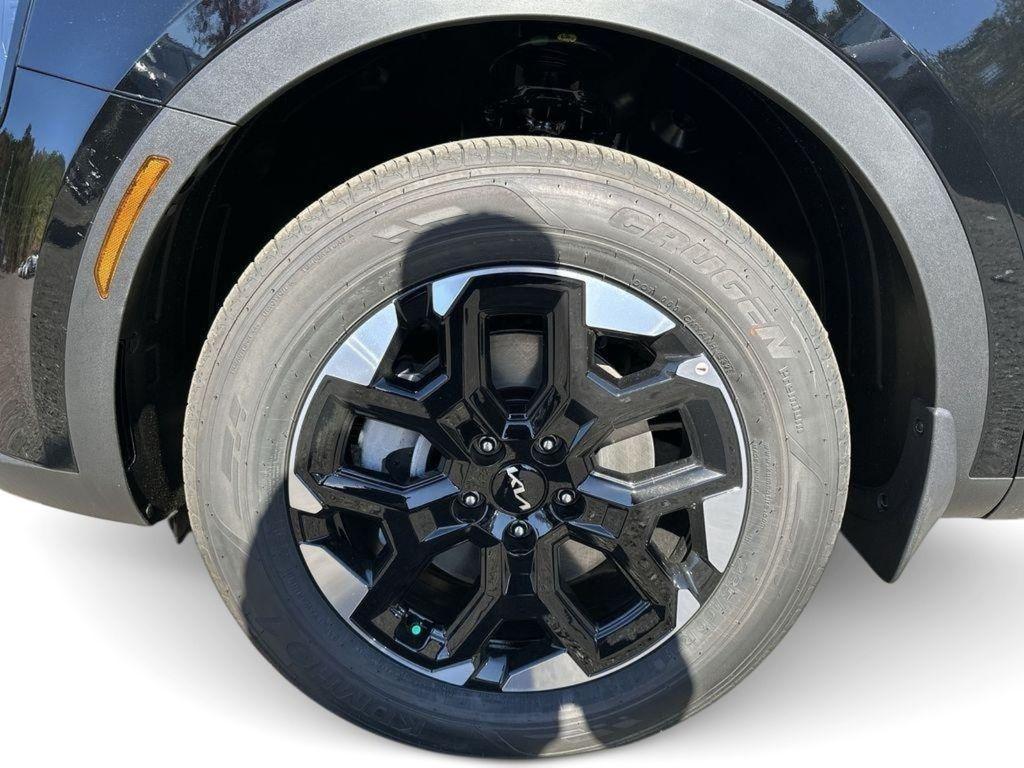 new 2026 Kia Sorento car, priced at $35,068