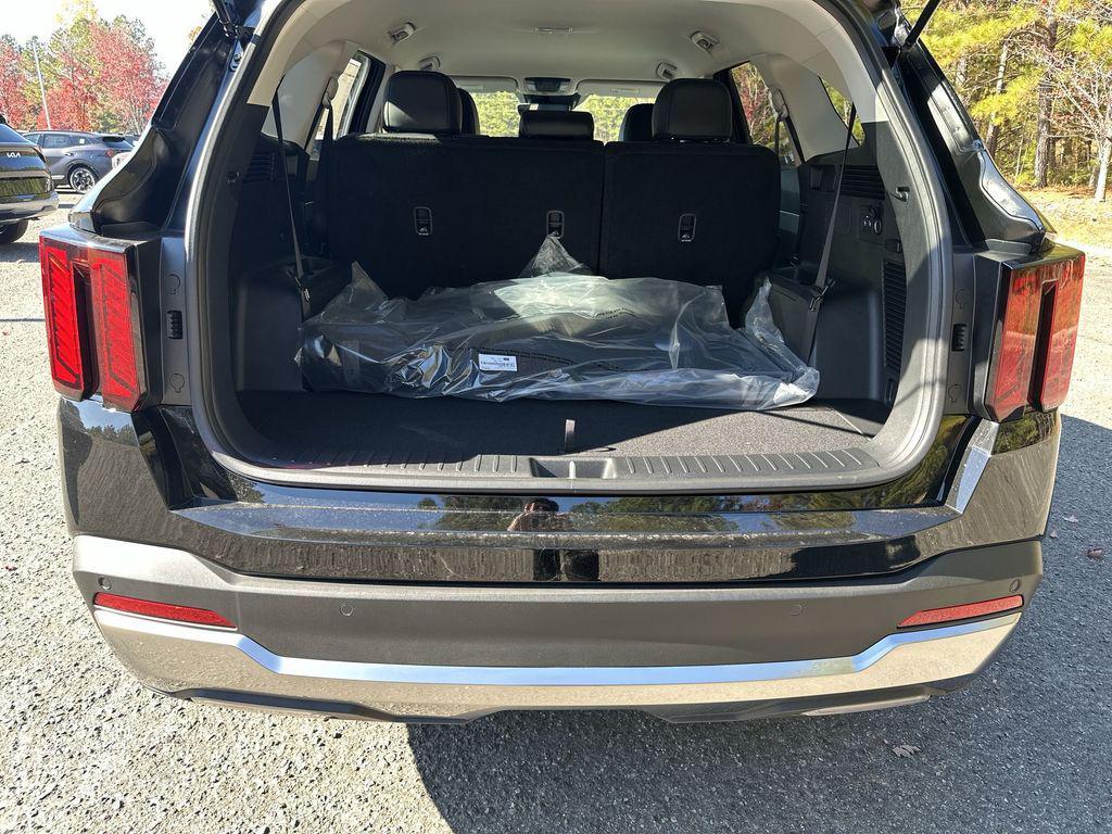 new 2026 Kia Sorento car, priced at $35,858
