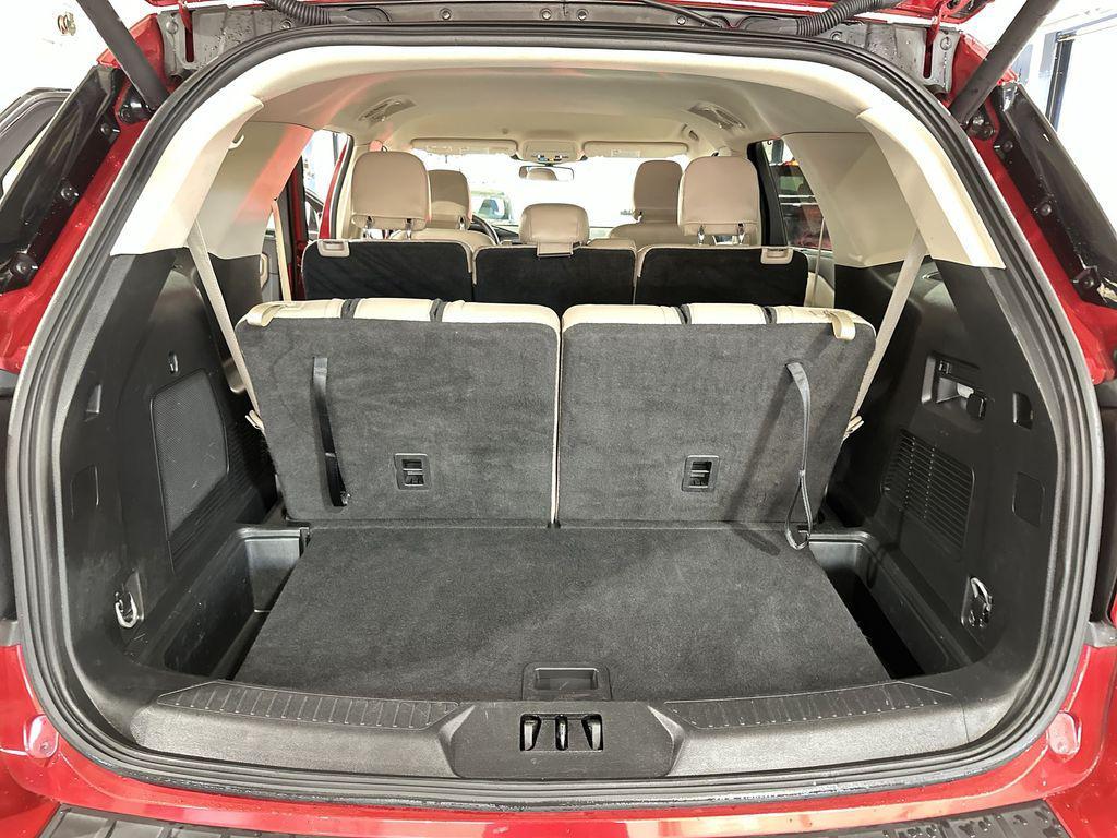 used 2024 Ford Explorer car, priced at $31,808