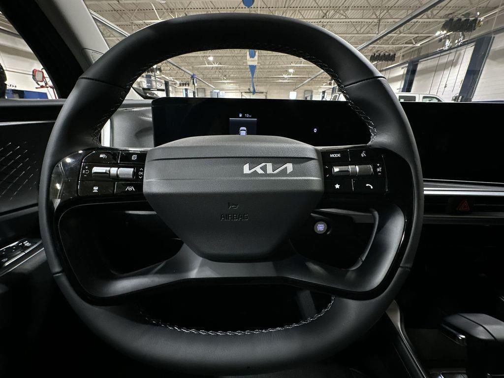 new 2026 Kia Sorento car, priced at $30,500