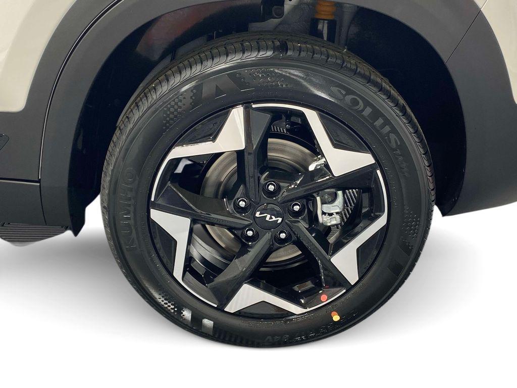 new 2026 Kia Seltos car, priced at $28,207