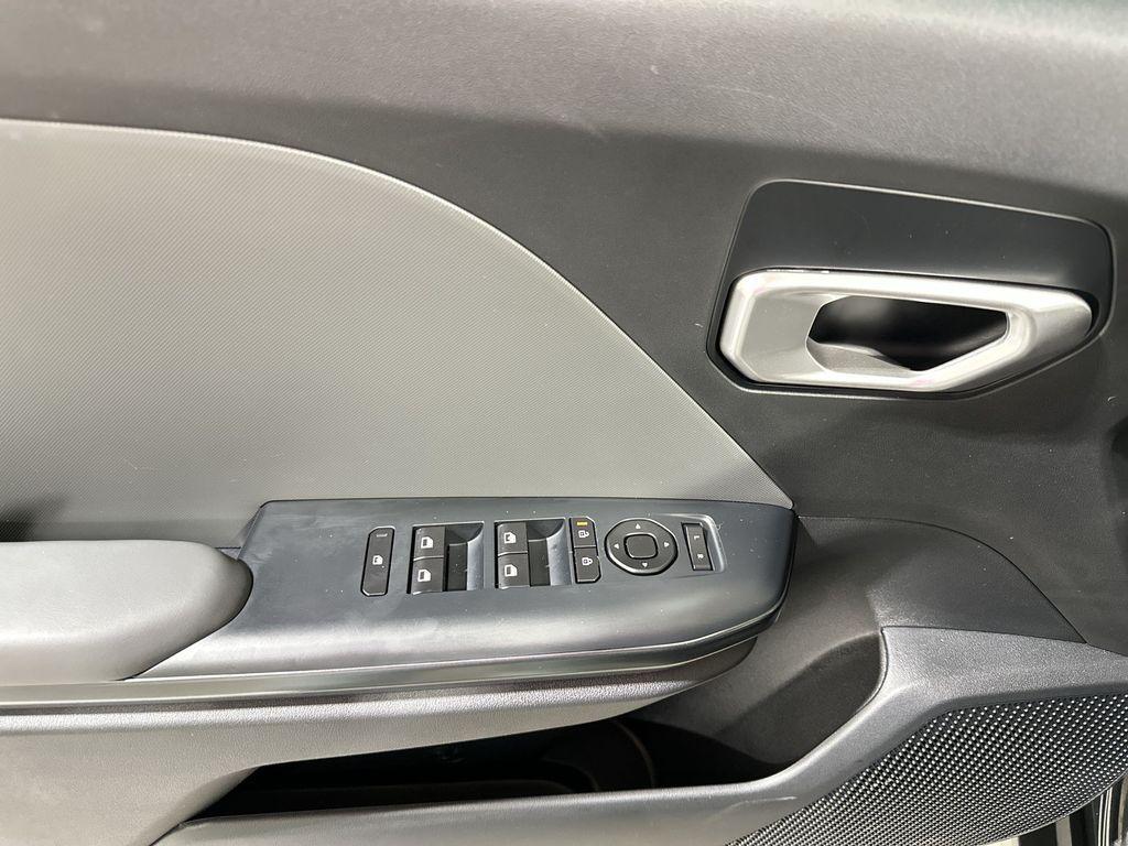 new 2025 Kia K4 car, priced at $21,005