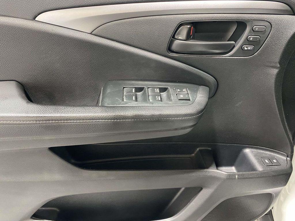used 2023 Honda Passport car, priced at $31,051
