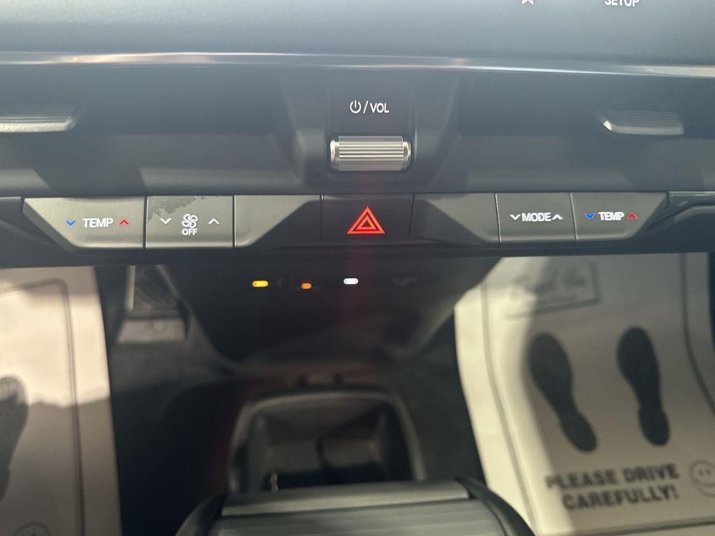 new 2026 Kia EV9 car, priced at $61,933