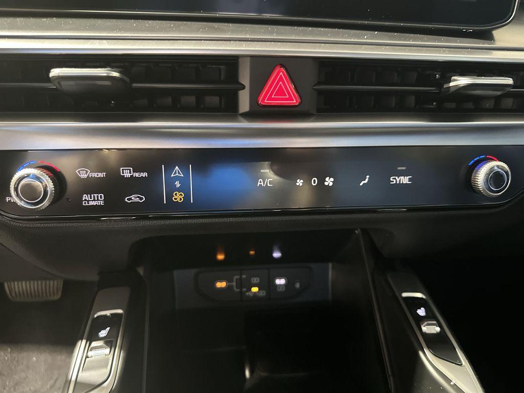 new 2026 Kia Sorento car, priced at $35,186