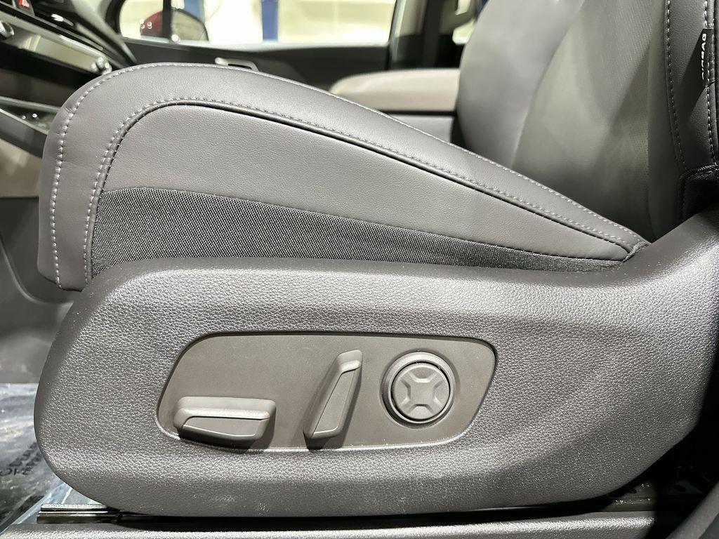 new 2026 Kia Carnival car, priced at $39,977