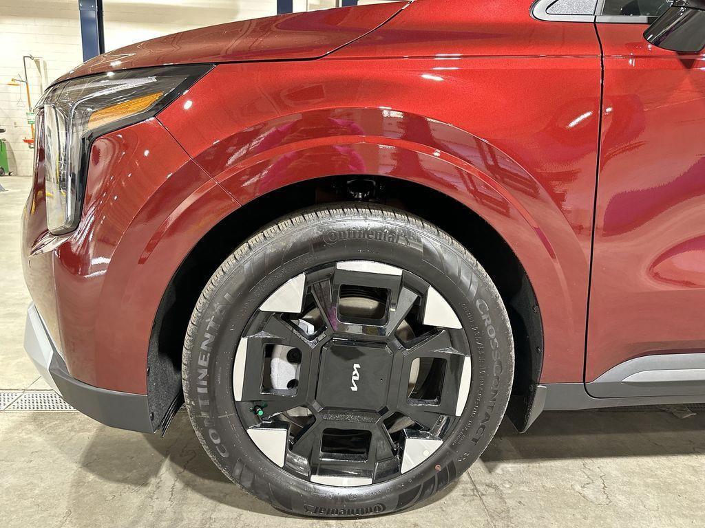 new 2026 Kia Carnival car, priced at $39,977