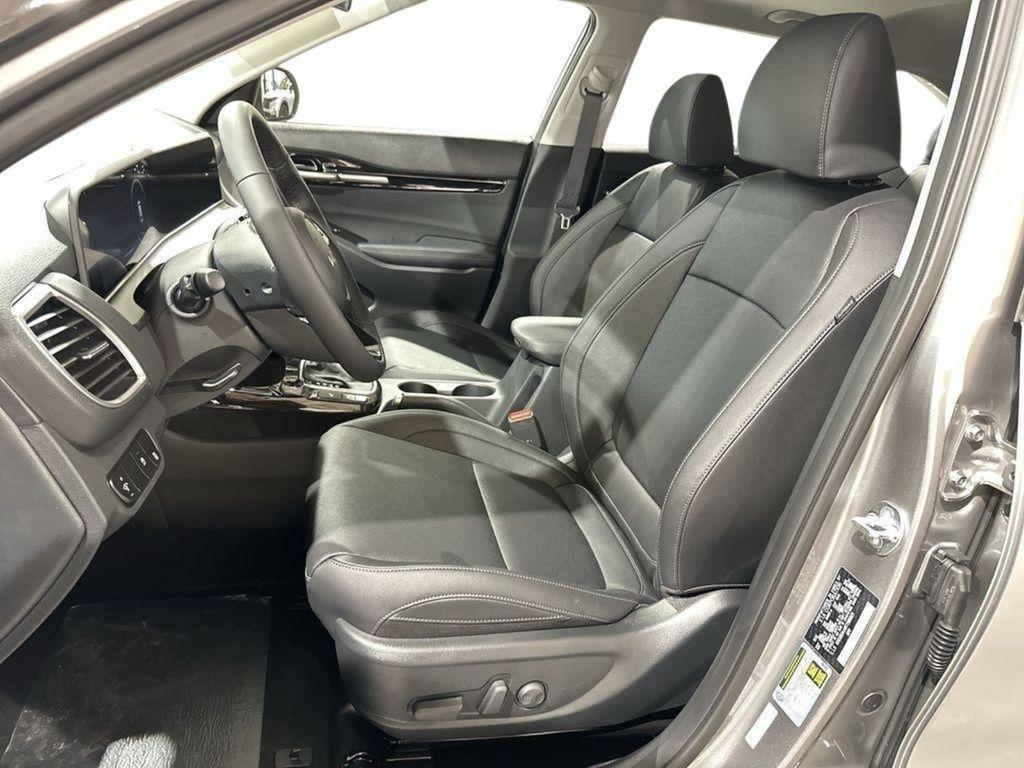 new 2026 Kia Seltos car, priced at $27,869