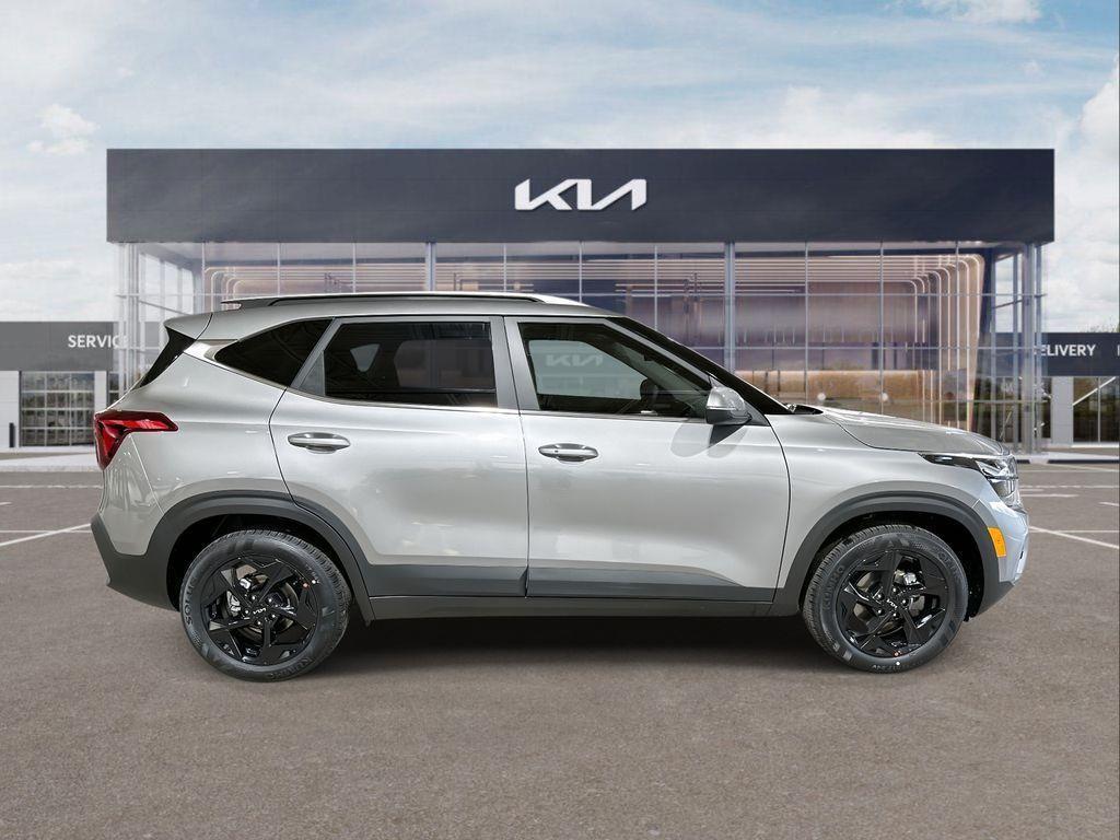 new 2026 Kia Seltos car, priced at $26,695